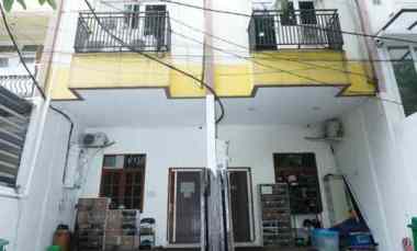 Ruko Gandeng Depan Belakang, Raden Ismail, Row Jalan 2 Mobil