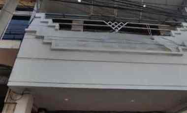 Siap Pakai Ruko 4,5 Lantai Raya Kapasan Cocok untuk Kantor / Usaha