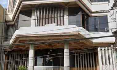 Tanah Bonus Bangunan 4,5 Lantai Strategis di Raya Manyar, NEGO