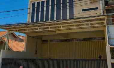 Ruko Karang Empat Besar Strategis, Siap Pakai, Row Jalan 3 Mobil