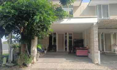 Rumah Furnished 2 Lantai di The Greenlake Citraland Surabaya Barat