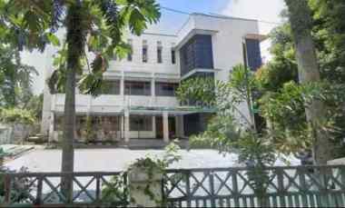 Jual Cepat Gedung 3 Lantai Ex Sekolah Kondisi Siap Pakai