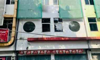 Dijual Ruko Raya Ahmad Yani Frontage, Nol Jalan Utama
