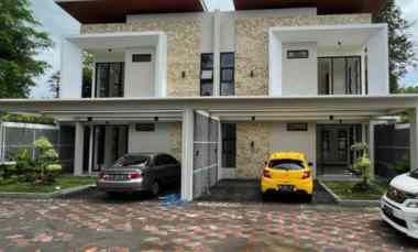 Rumah 2 Lantai Cluster 8 Unit di jl. Kaliurang km 10, Ngaglik, Sleman