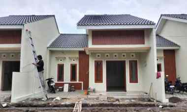 dijual rumah 1 km ke sambisari