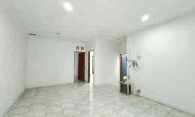 Rumah Dijual di Jalan Pinus Komplek Cemara Asri