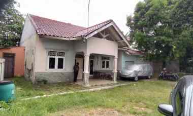 Rumah Lama Hitung Tanah Dikampung Makasar Jakarta Timur