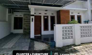 Investasi Rumah dekat Kampus Umy, Jogja 2,5 km, sudah Free Furniture