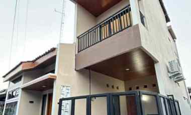 dijual rumah 2 lantai di berbah kalitirto sleman