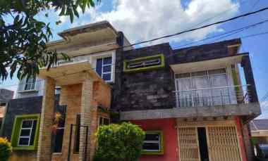 Dijual Rumah 2 Lantai di Jln.Delima-Simpang Ardath