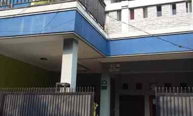 dijual rumah 2 lantai di pondok kelapa durensawit