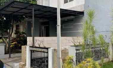 Dijual Rumah 2 Lantai Lokasi jl Ikan Gurami Malang