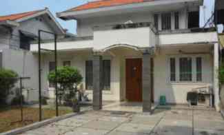 dijual rumah 2 lantai unit bagus dan rapih rawamangun