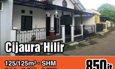 dijual rumah 800 jutaan di cijaura hilir