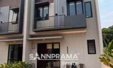 dijual rumah aeon bsd serpong