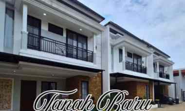 Dijual Rumah American Classic di Beji Depok