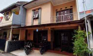 dijual rumah antapani