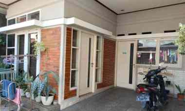 dijual rumah antapani