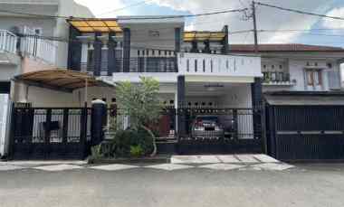 dijual rumah antapani