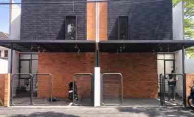 Rumah Mewah Murah di Arcamanik Kota Bandung. dekat Sport Center Jabar