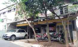 dijual rumah arsitek kokoh terjamin