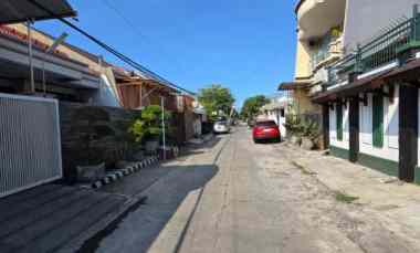 Rumah 1 Lantai, Babatan Pantai, Siap Huni, Jalan Utama dekat Kenjeran