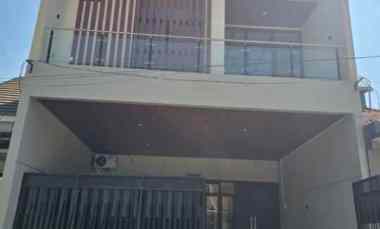 dijual rumah babatan pantai