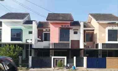 dijual rumah babatan permai surabaya