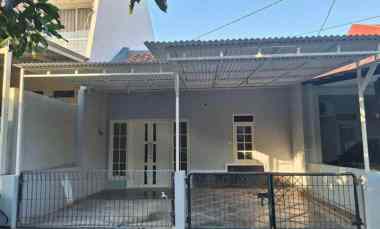 Rumah Renovasi Seperti Baru di Babatan Pratama dekat Citraland