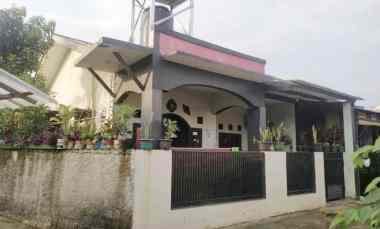 dijual rumah bagus di cipayung depok