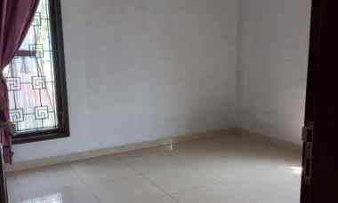 Dijual Rumah Bagus di Villa Mutiara