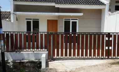Rumah Dijual di KOMPLEK MANGLAYANG REGENCY BANDUNG