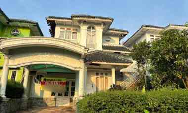 Dijual Rumah Bagus Strategis di Bukit Golf Sentul