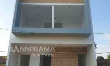 Rumah 2 Lantai Baru di dalam Perumahan Permata Pamulang Tangsel