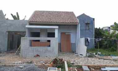 dijual rumah bambu apus