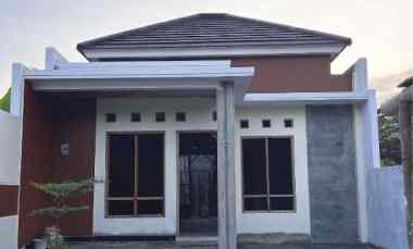 dijual rumah bangunjiwo bantul