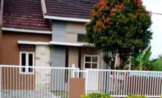 dijual rumah banjararum karanglo