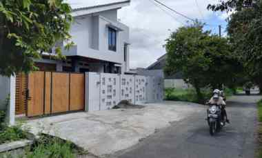 Dijual Rumah Banyuanyar Banjarsari Surakarta