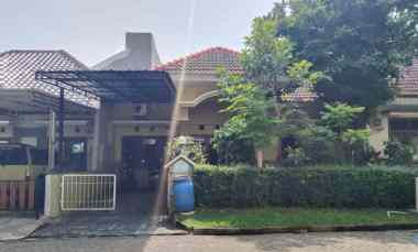 dijual rumah banyumanik