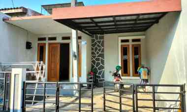 dijual rumah banyumanik