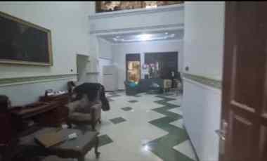 Rumah Baratajaya Surabaya Siap Huni Bisa Buat Usaha, S.Room Mobil