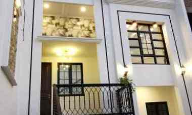 Dijual Rumah Baru 3 Lantai Siap Huni di Meruyung Depok