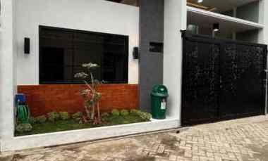 Dijual Rumah Baru Cantik Full Furnished Kota Malang