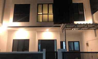 dijual rumah baru di neptunus margahayu bandung