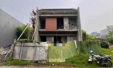 dijual rumah baru modern pakuwon city cluster florence