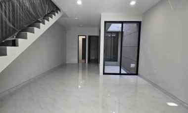 Progress Ready Agt 25 Daerah Baruk Rungkut Surabaya Row 3 Mobil