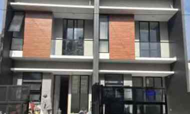 Rumah Modern Baru Gress Siap Huni Lokasi Baruk Utara Rungkut Surabaya