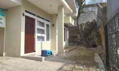 Villa Dijual di Kota Batu dekat Selecta Harga Rp 1 Miliar