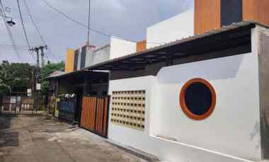 dijual rumah bedahan sawangan