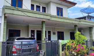 Dijual Rumah Mewah Full Furnished dalam Komplek di Bekasi Timur